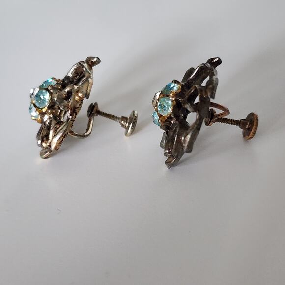 Vintage blue‎ rhinestone earrings screw on backs - Picture 2 of 4